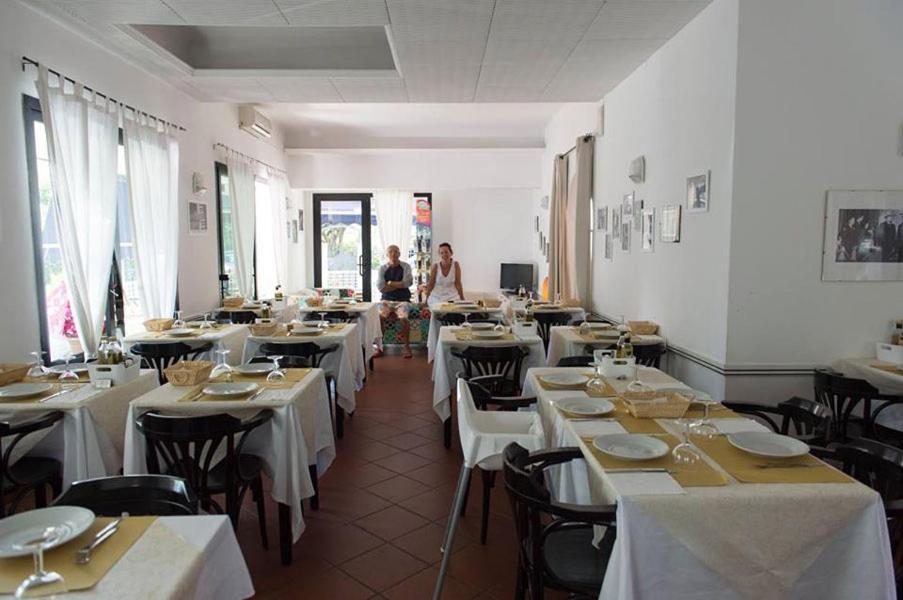Hotel Annarita Rimini Esterno foto