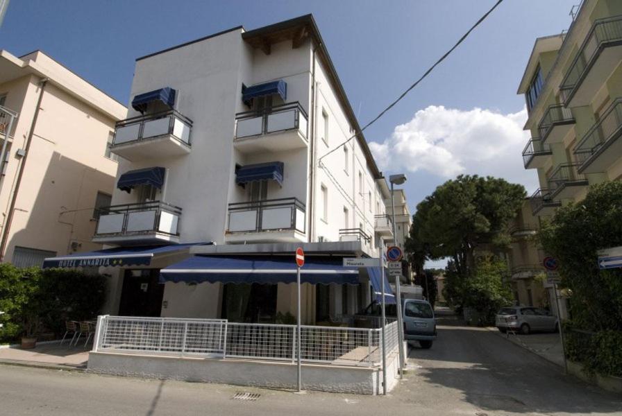 Hotel Annarita Rimini Esterno foto