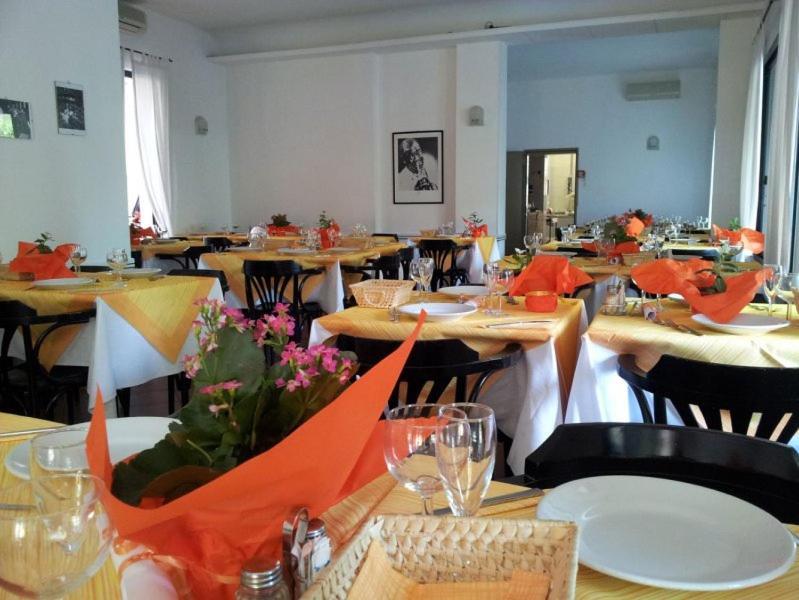 Hotel Annarita Rimini Esterno foto